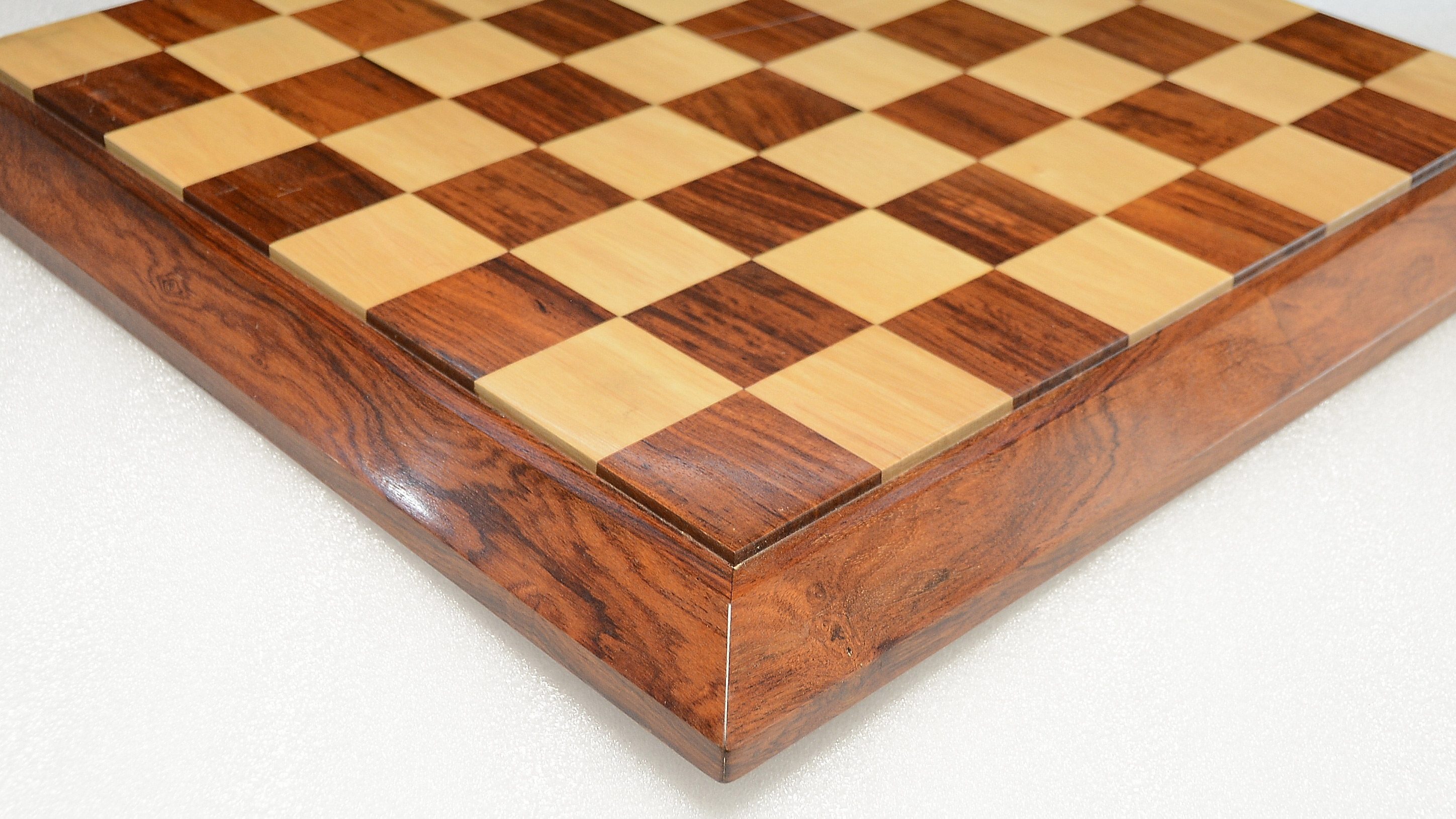  Luxury Taper Chess Board Sheesham Wood 21